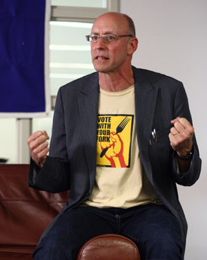 Journalist and author Michael Pollan, speaking at a Yale University "Masters Tea"